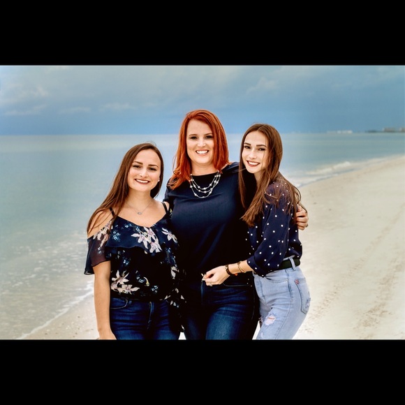 PAIGE Blouse - Picture 5 of 5